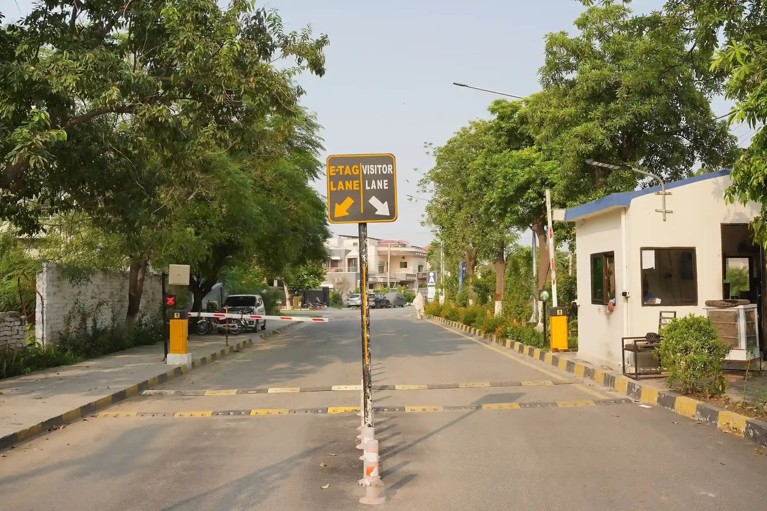 Resident E-Tag entry lane